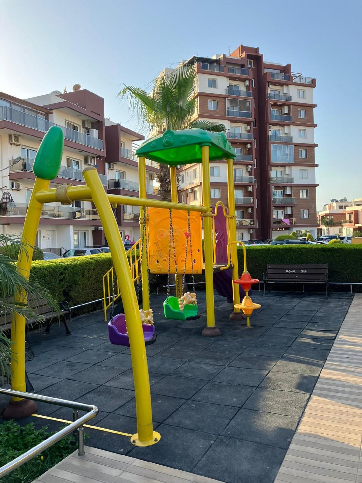 Royal Sun Royal Fun, Next To Grand Sapphire Hotel Trikomo Екстериор снимка